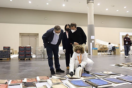 El conseller José Antonio Rovira, la secretaria autonómica Pilar Tébar, el director general Miquel Nadal y la directora del IVC+R, Gemma Contreras.
