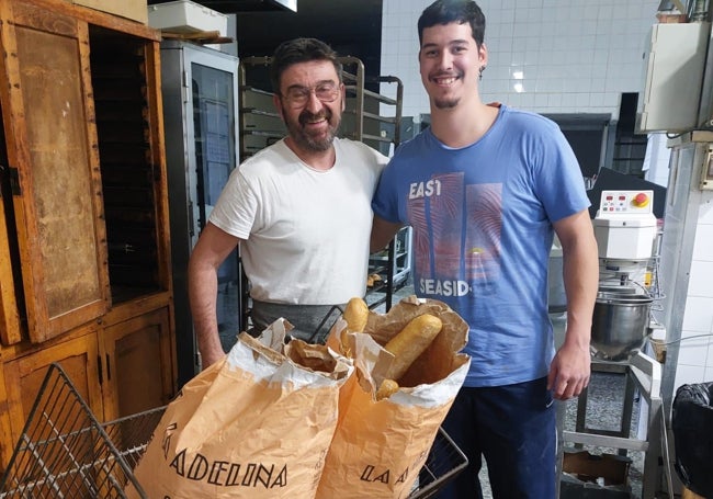 Uno del os hornos que ha donado panes para los pueblos afectados.