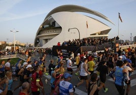 Un momento de la salida del Maratón de Valencia 2024.