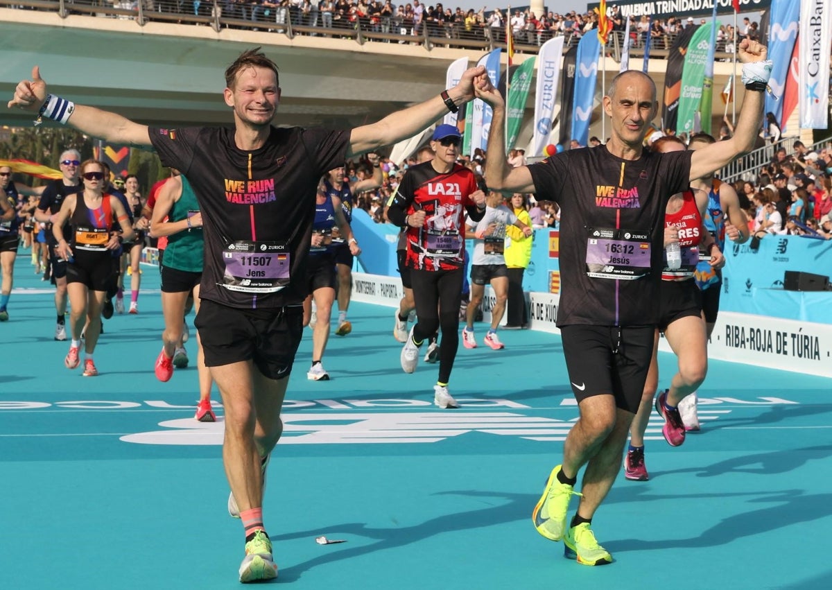 Imagen secundaria 1 - El maratón que corrí por Valencia y por mi amigo