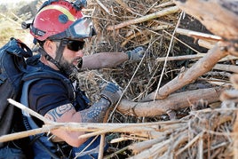 Los pescadores de El Palmar regresan por fin a la Albufera: «Ha sido un mes muy duro»