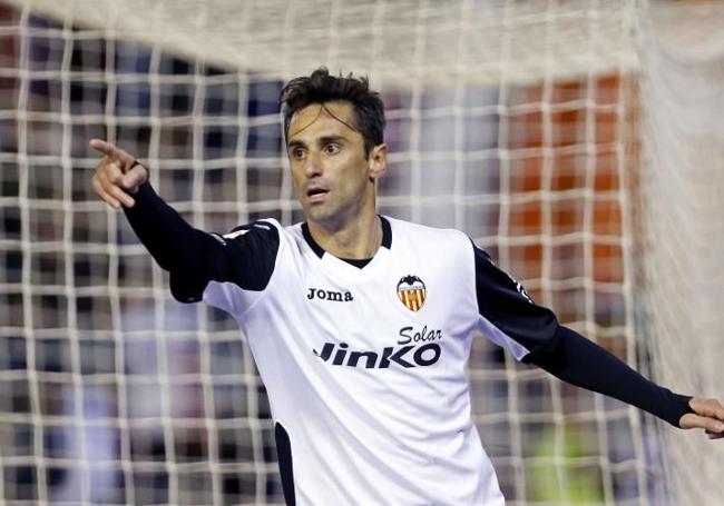 Jonas, en su etapa en el Valencia CF.