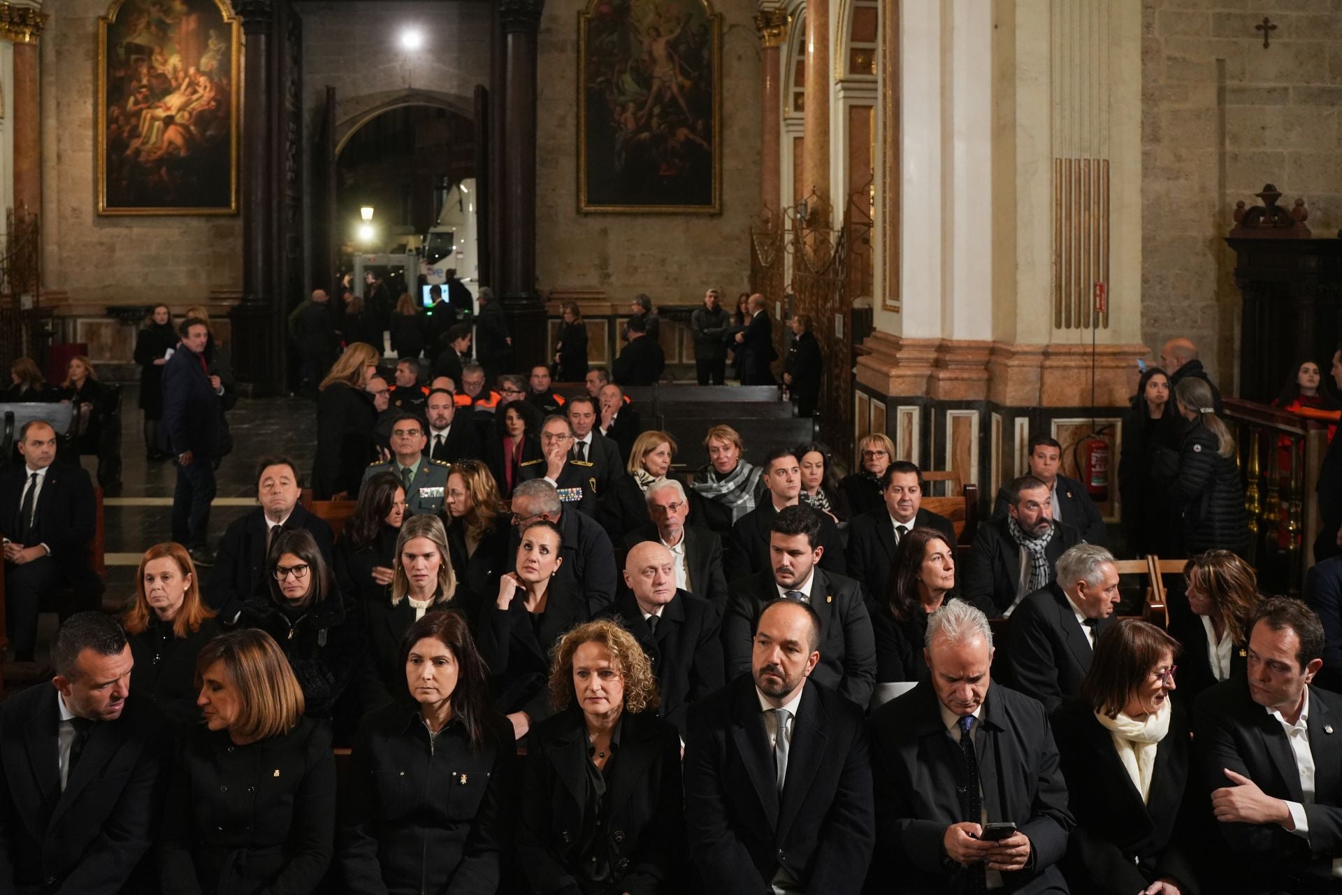 FOTOS | Funeral por las víctimas de la DANA en la Catedral de Valencia