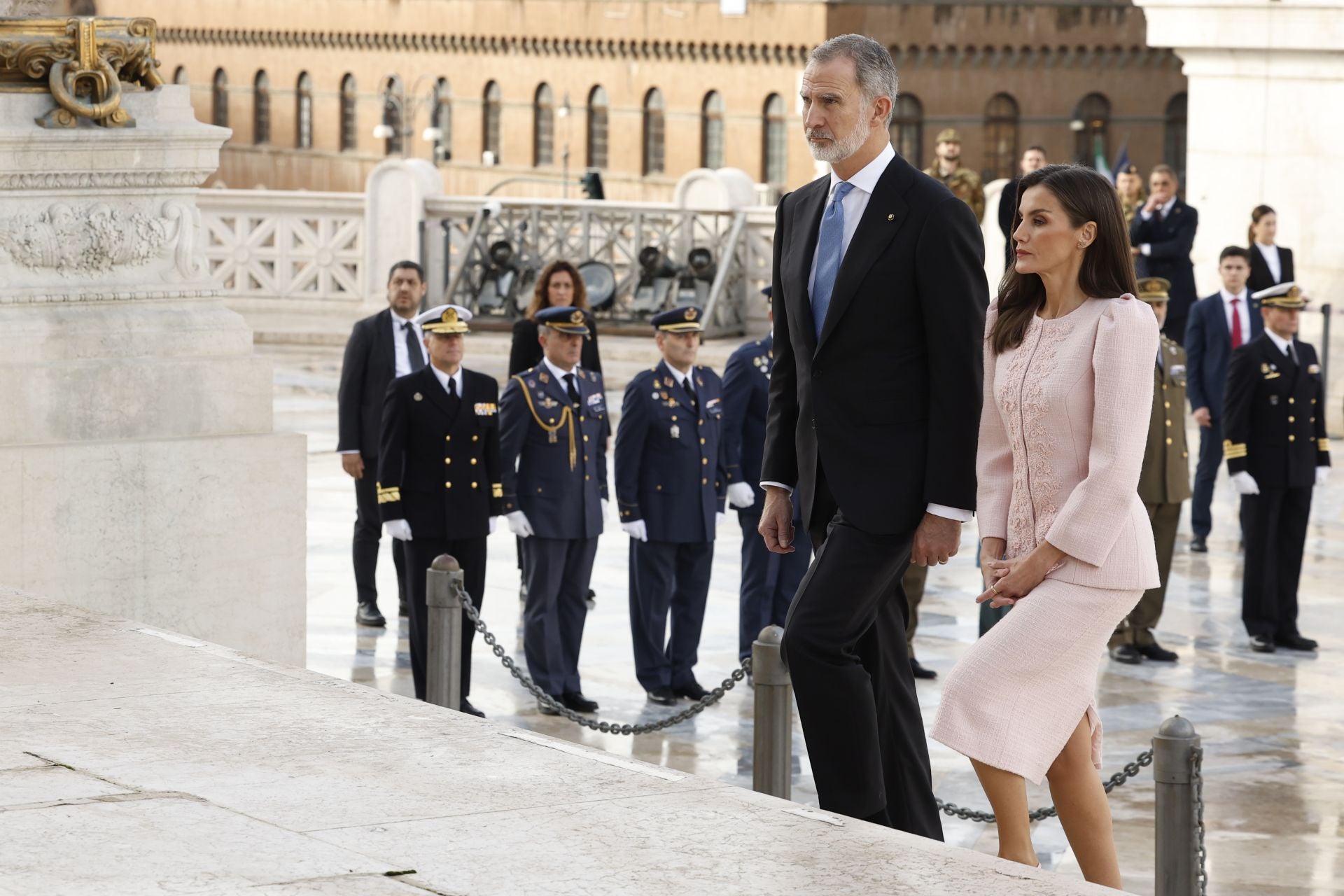 Letizia deslumbra en el viaje oficial de los Reyes a Italia