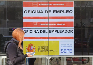 El SEPE suspenderá el subsidio para mayores de 52 años a los desempleados que no realicen dos declaraciones de la renta al año