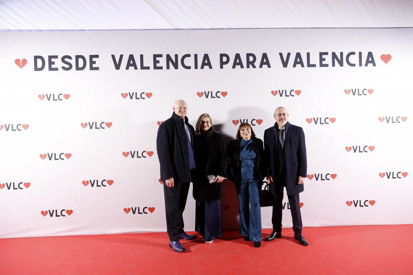 FOTOS | Cena solidaria &#039;Desde Valencia para Valencia&#039;