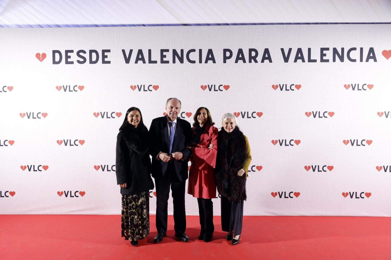 FOTOS | Cena solidaria &#039;Desde Valencia para Valencia&#039;