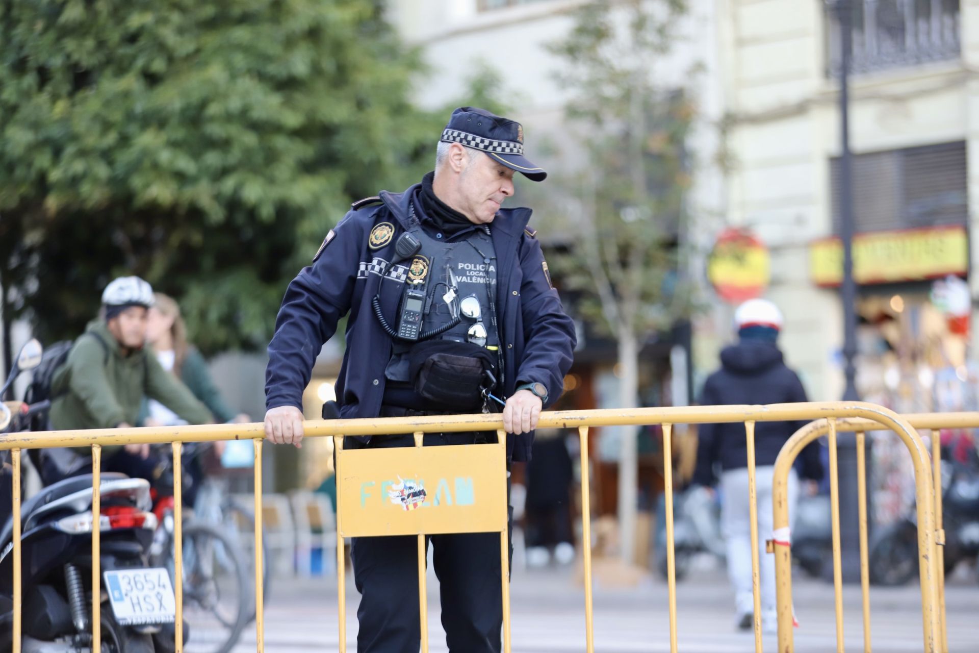 Colapso y cortes de tráfico en las calles del centro de Valencia este viernes