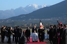 Llegada del Papa Francisco a Córcega.