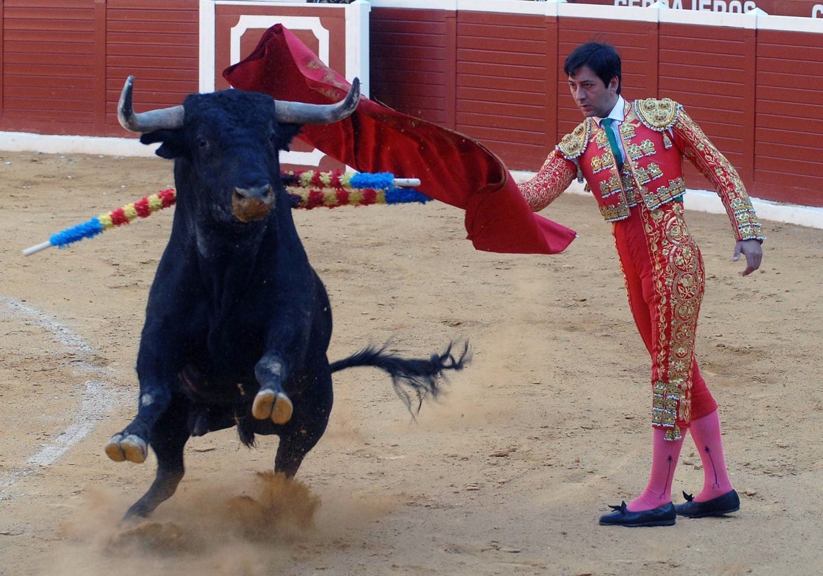 Vicente Barrera, en una corrida en Yecla en el año 2008.