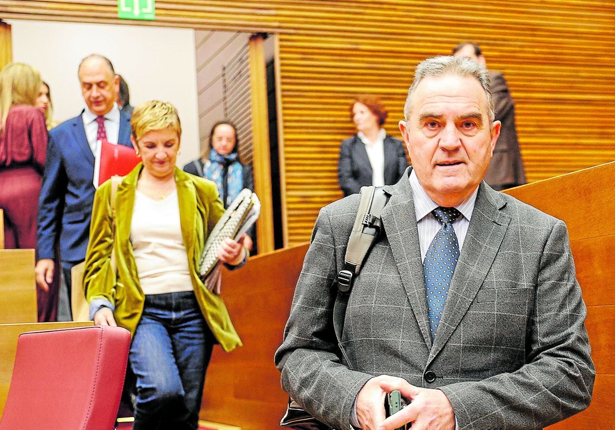 El vicepresidente segundo para la Recuperación, Francisco José Gan Pampols, en Les Corts.