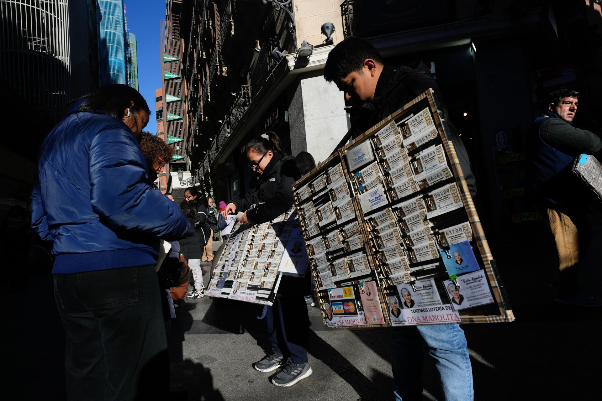 Las mejores imágenes del sorteo de la Lotería de Navidad en el Teatro Real