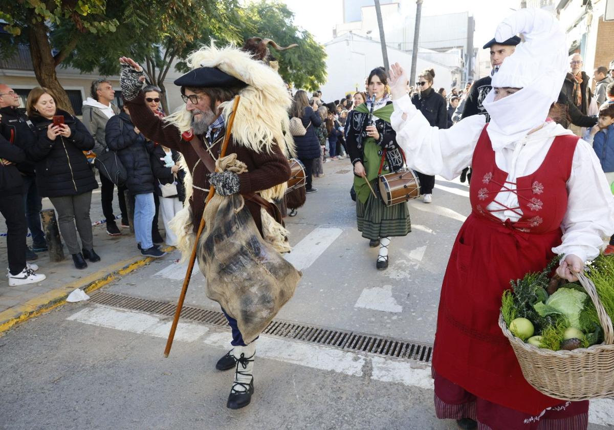 Fotos de la llegada del Olentzero a Massanassa