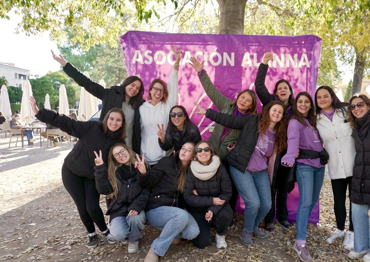 Imagen secundaria 1 - Masterclass de Cubba y miembros de la asociación Alanna.