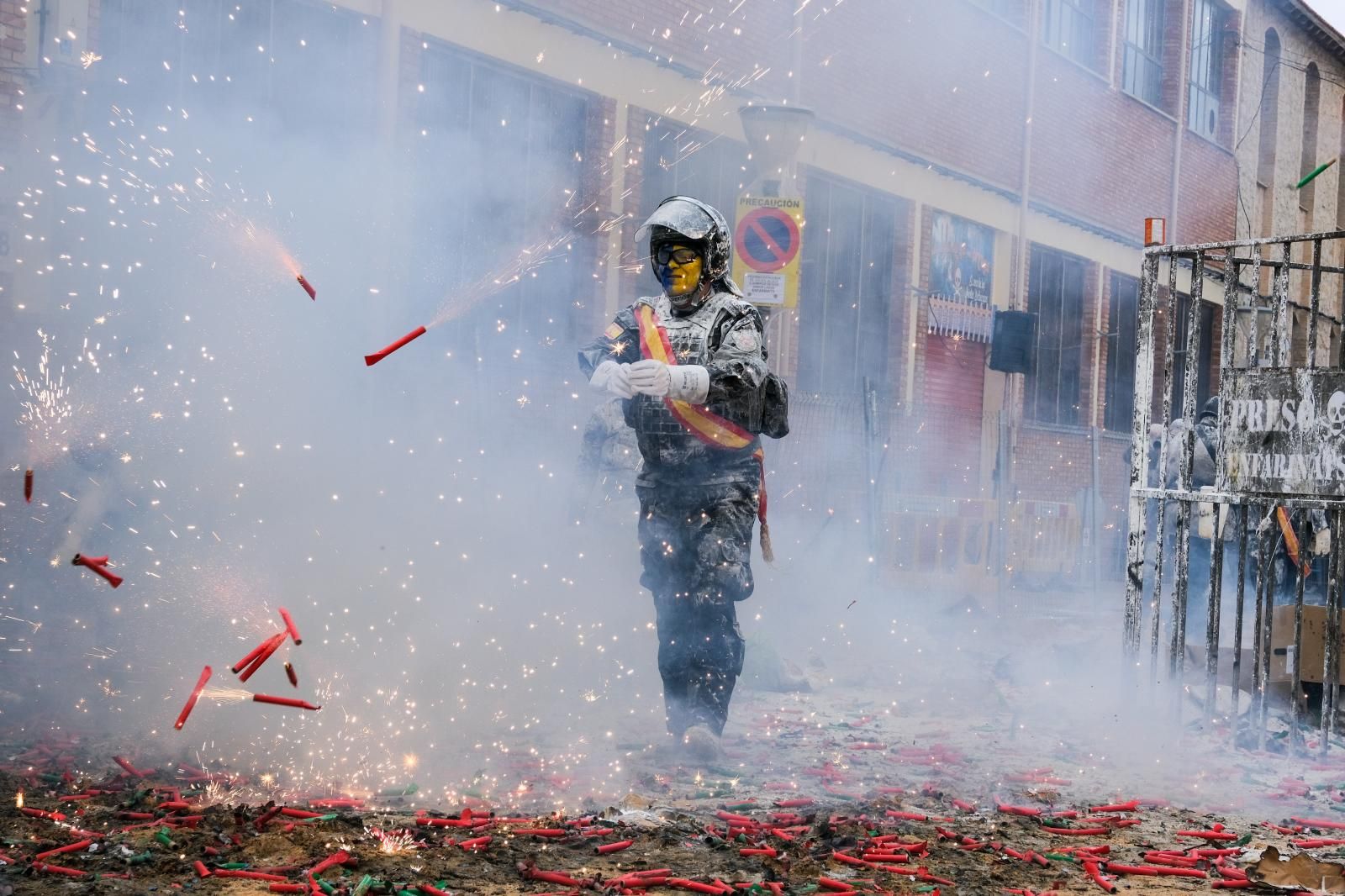 FOTOS | La batalla de els enfarinats vuelve a IBI