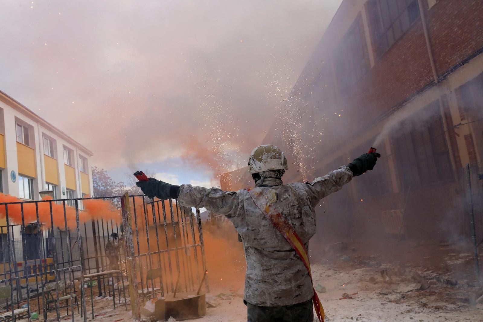 FOTOS | La batalla de els enfarinats vuelve a IBI