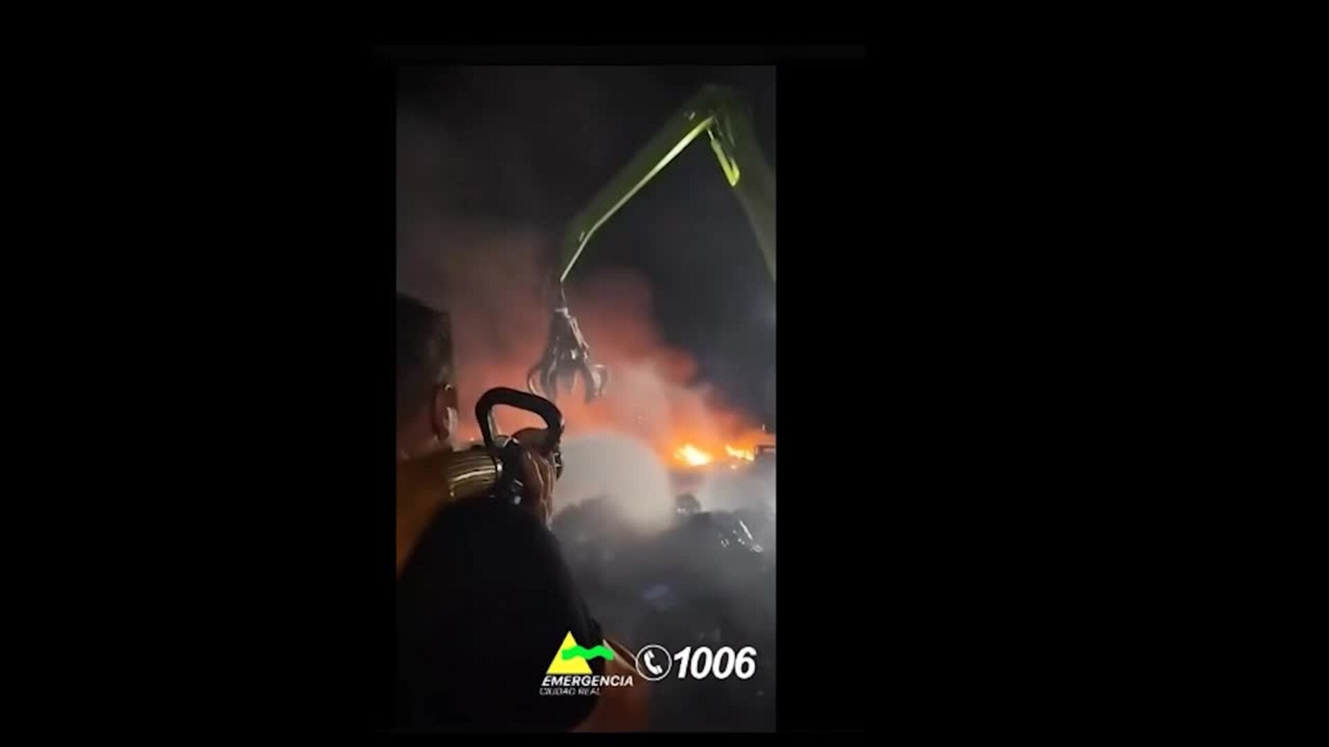 Un incendio afecta a una nave de reciclaje de chatarra en Torralba de Calatrava