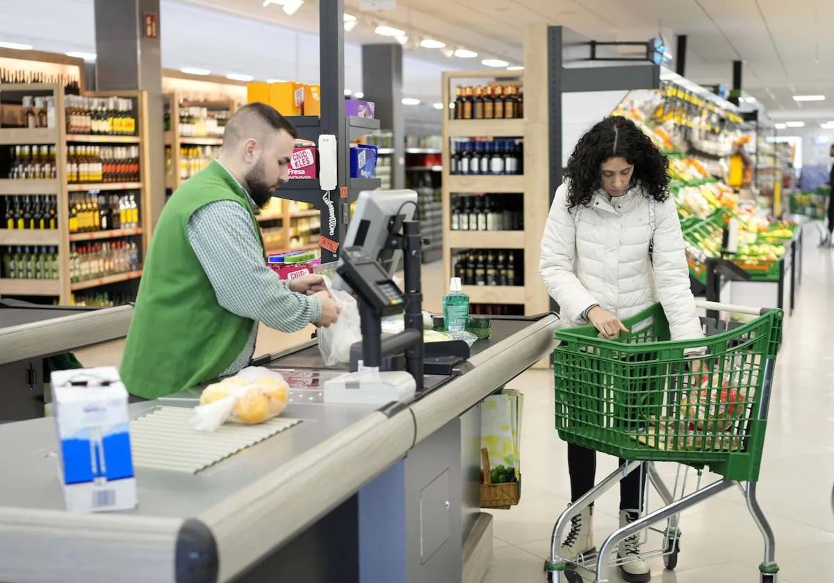 Los trabajadores de Mercadona que cobran más de 2.280 euros al mes en 2025