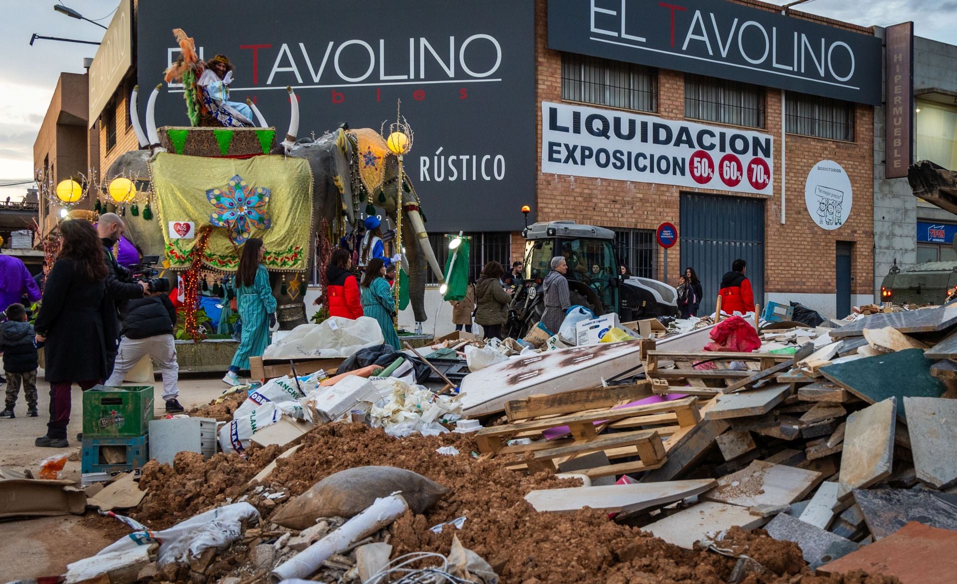 La Cabalgata solidaria en los pueblos de la dana