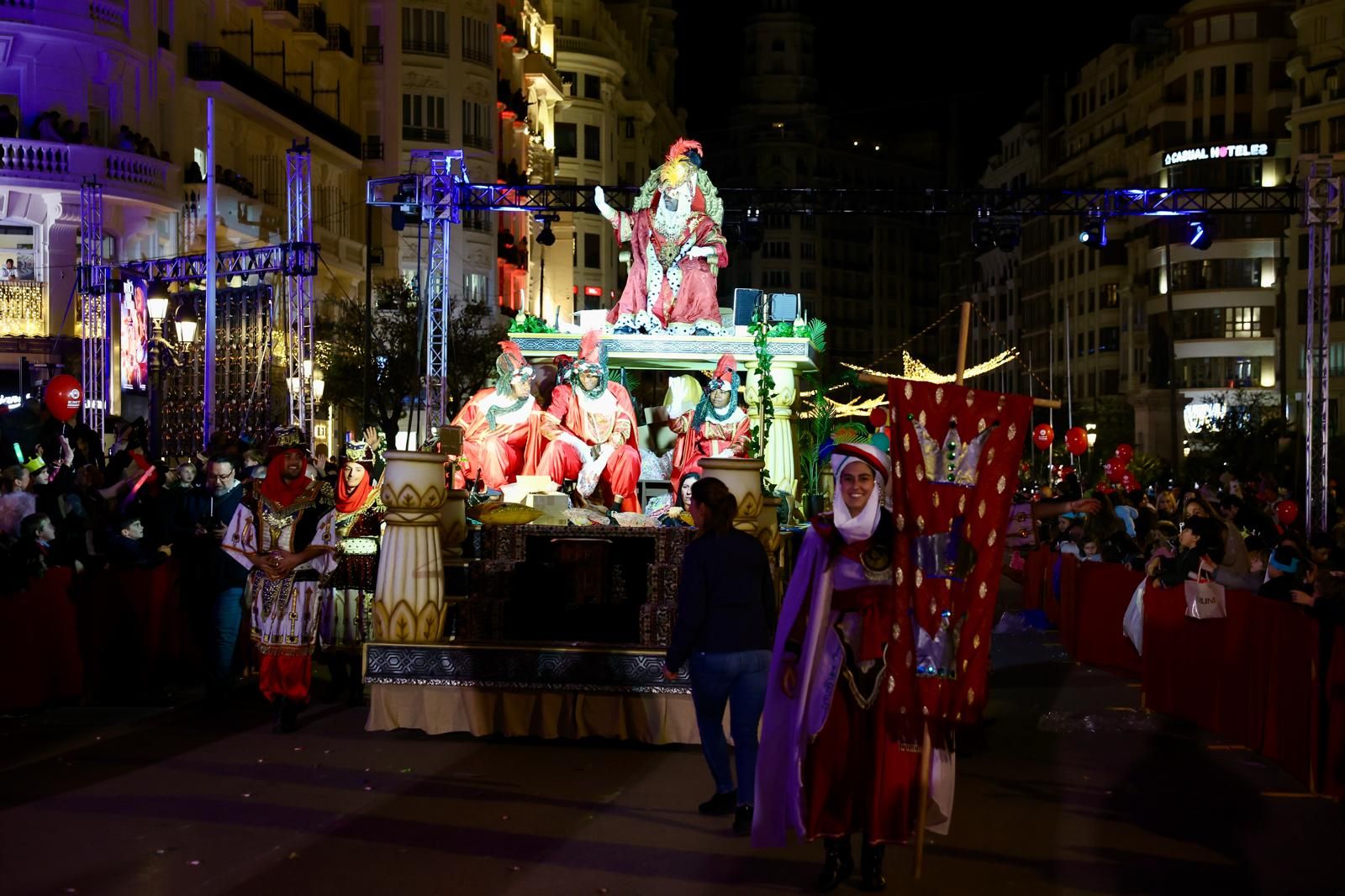 Cabalgata de los Reyes Magos en Valencia 2025