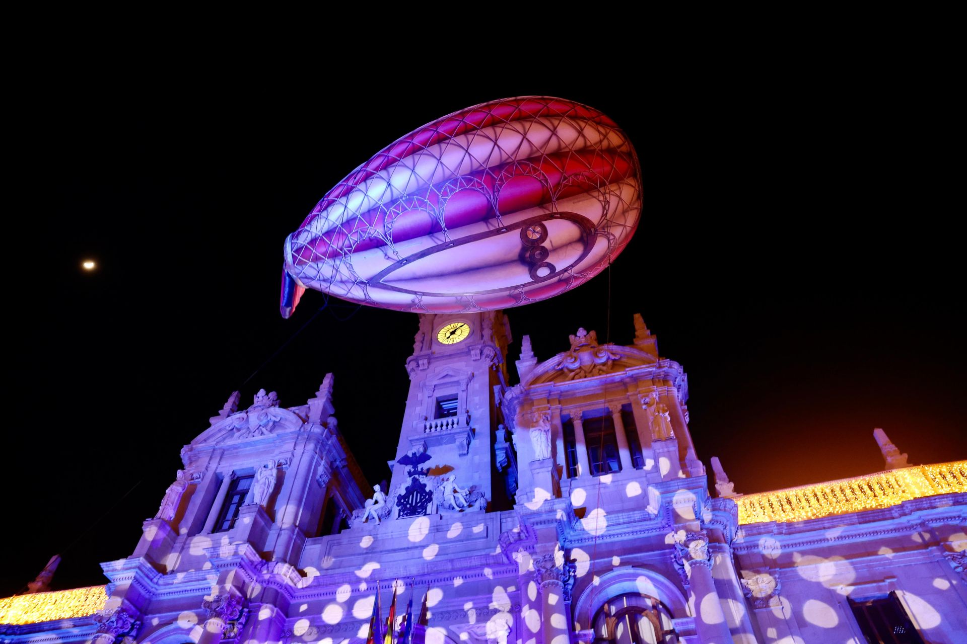 Cabalgata de los Reyes Magos en Valencia 2025