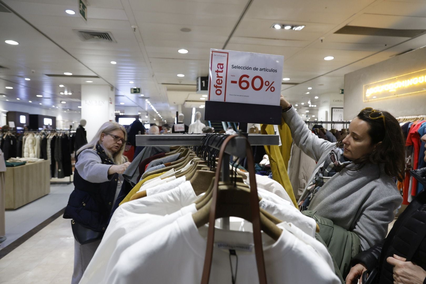 Fotos de las Rebajas de enero en Valencia