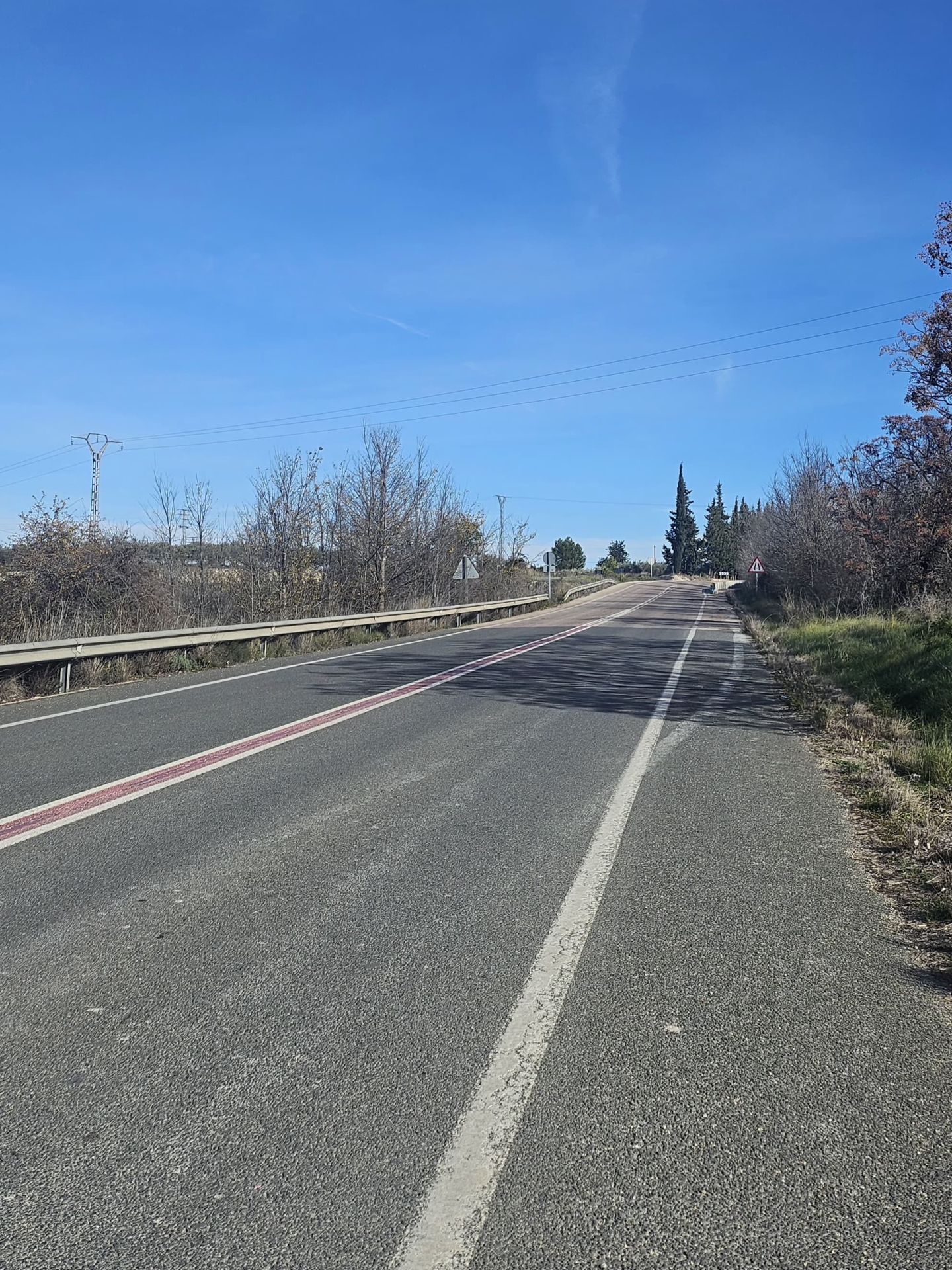 La carretera N-340 a su paso por el término municipal de Albaida.