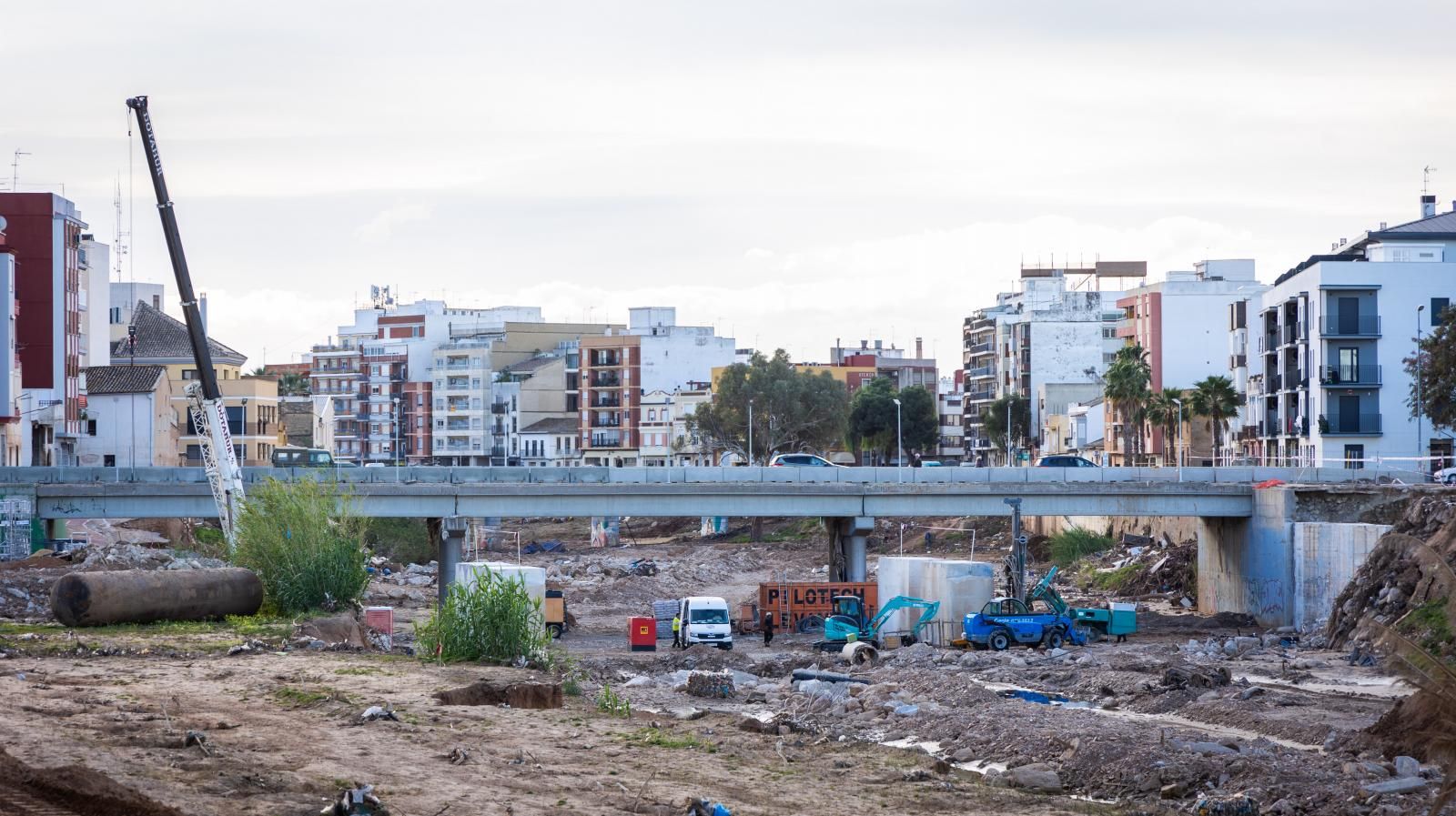 FOTOS | Obras de urgencia en los barrancos tras la dana de Valencia