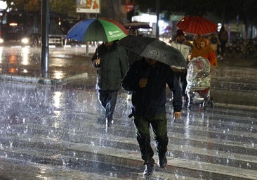 Aemet prevé lluvias generalizadas y chubascos localmente fuertes hoy en la Comunitat