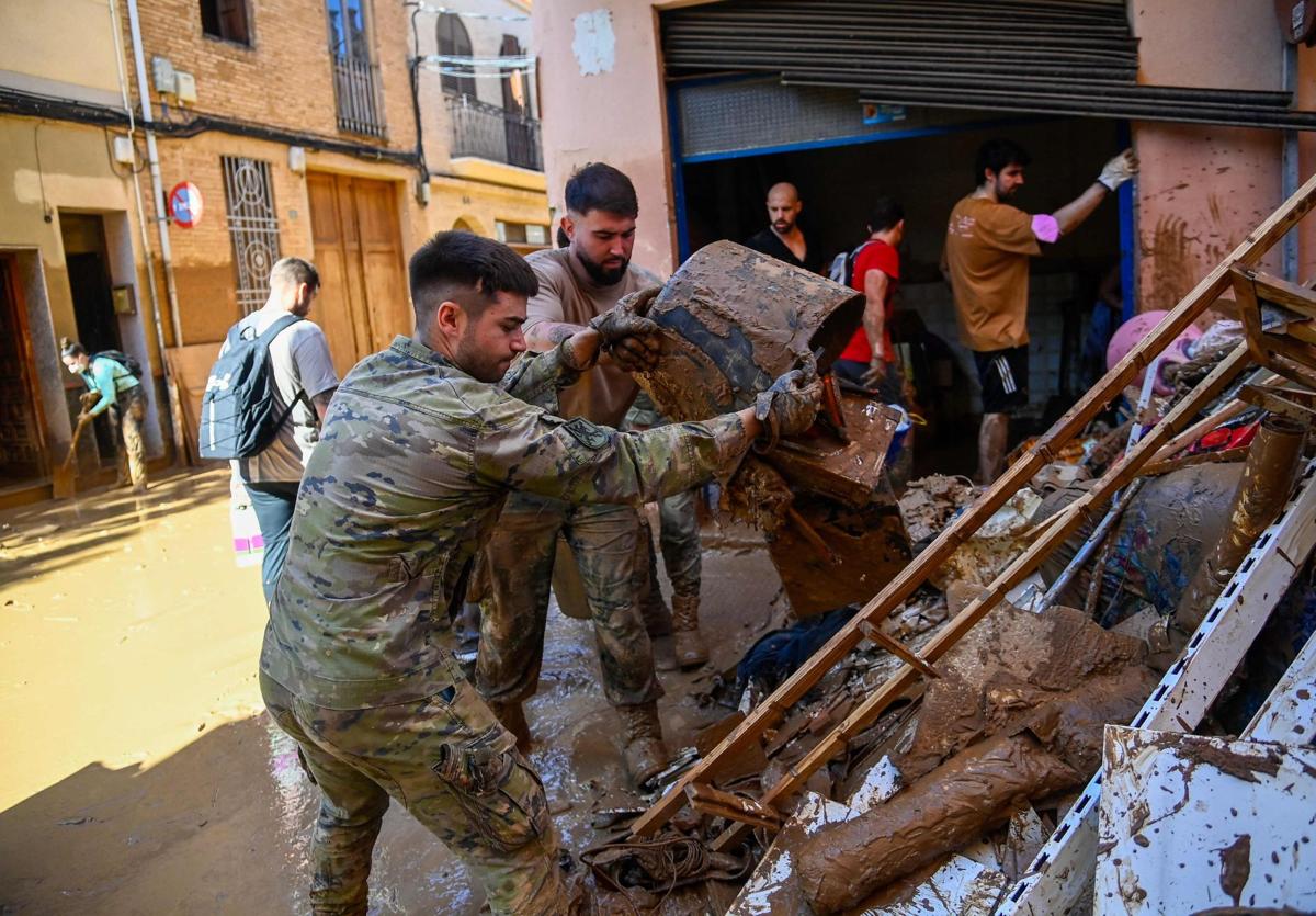 Militares en Catarroja.