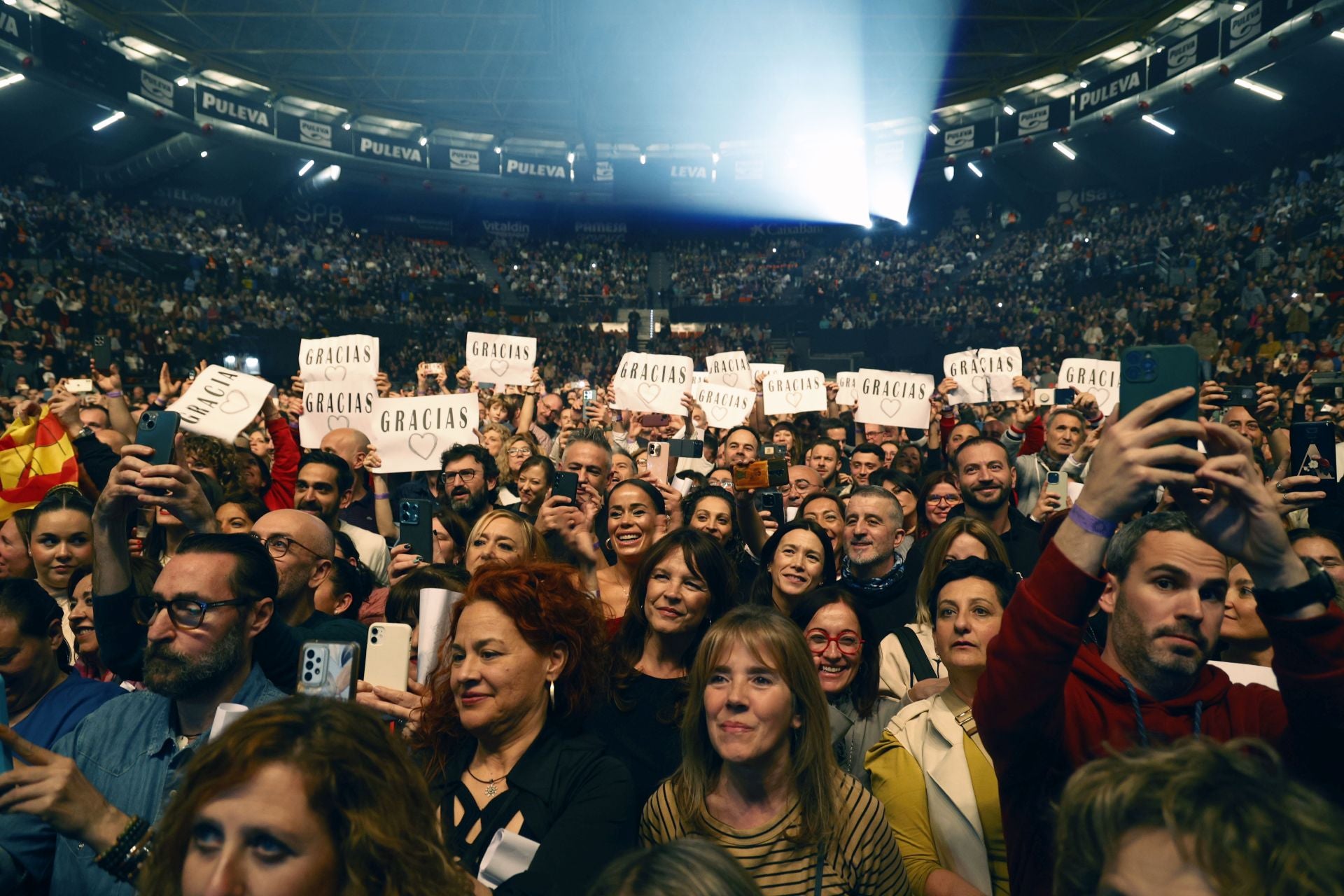 FOTOS | Concierto benéfico de Manolo García en Valencia para los afectados por la dana