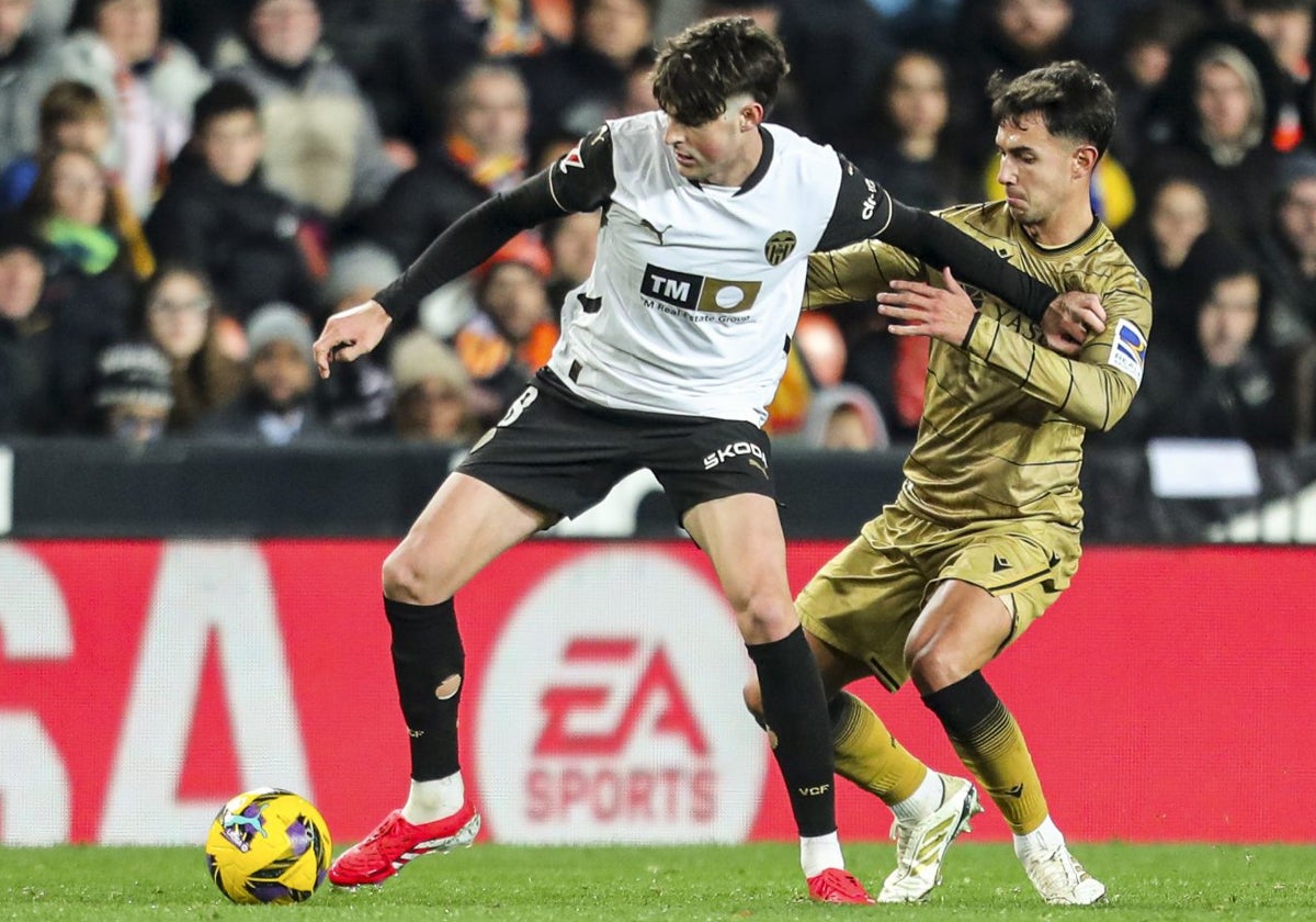 Javi Guerra, en el partido contra la Real Sociedad. AFP
