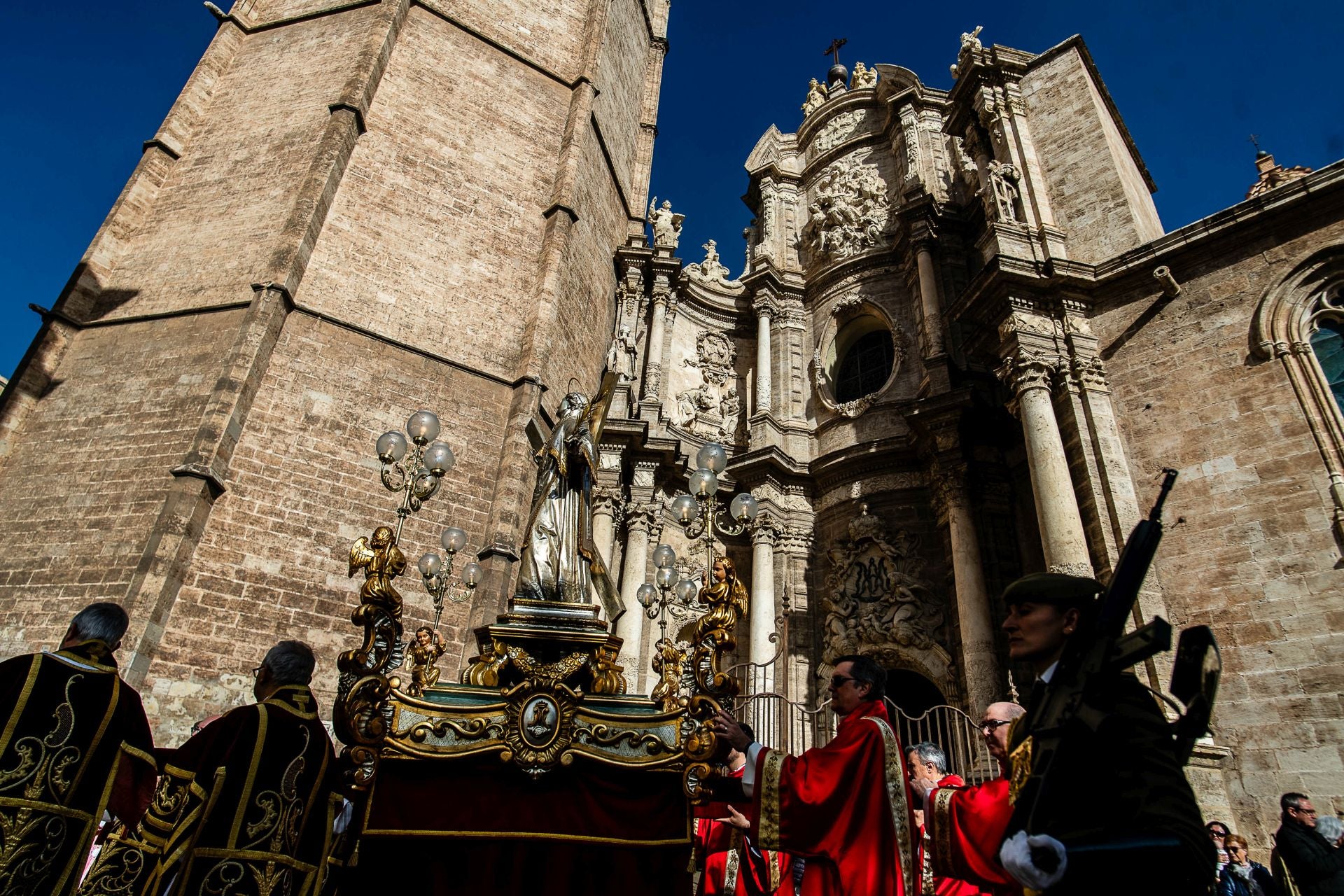 Fotos de la procesión de San Vicente Mártir en Valencia 2025