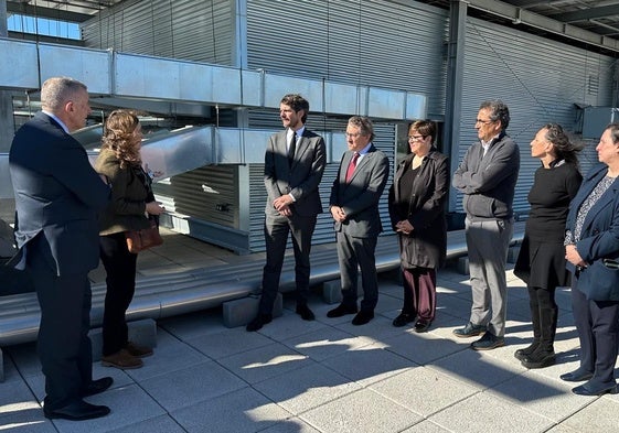 Urtasun y Rovira, en la visita al Archivo Histórico Provincial.