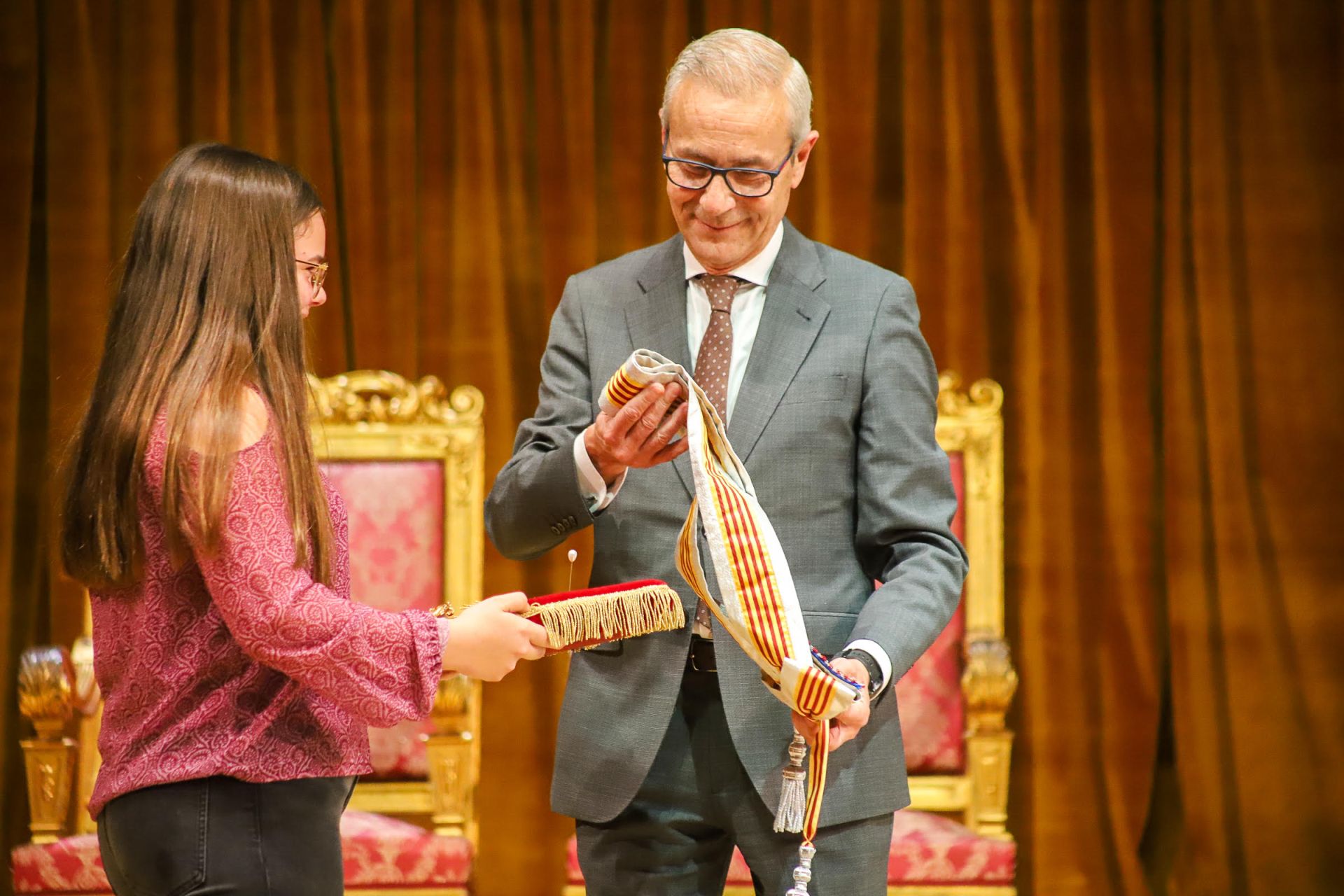 Ensayo de la exaltación de la fallera mayor infantil de Valencia