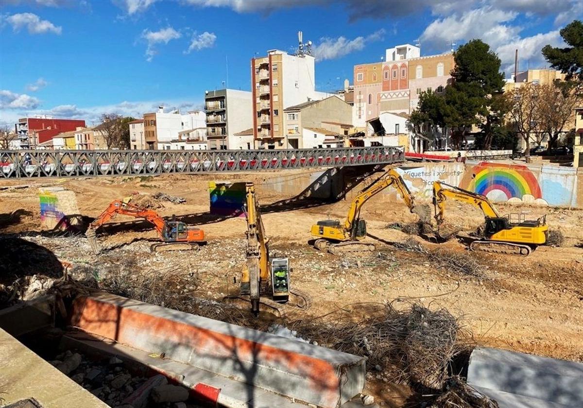 Obras en el barranco del Poyo en Picanya.