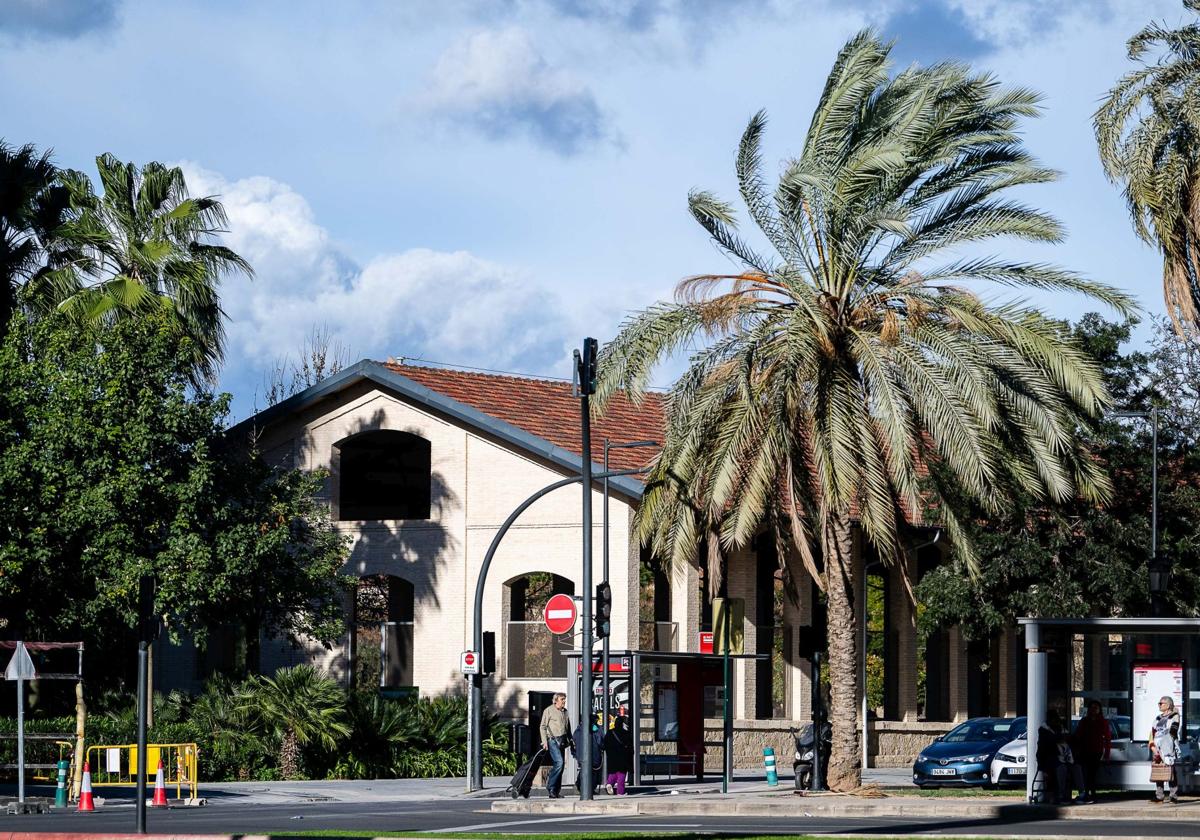 Día de viento y calor en la ciudad de Valencia.