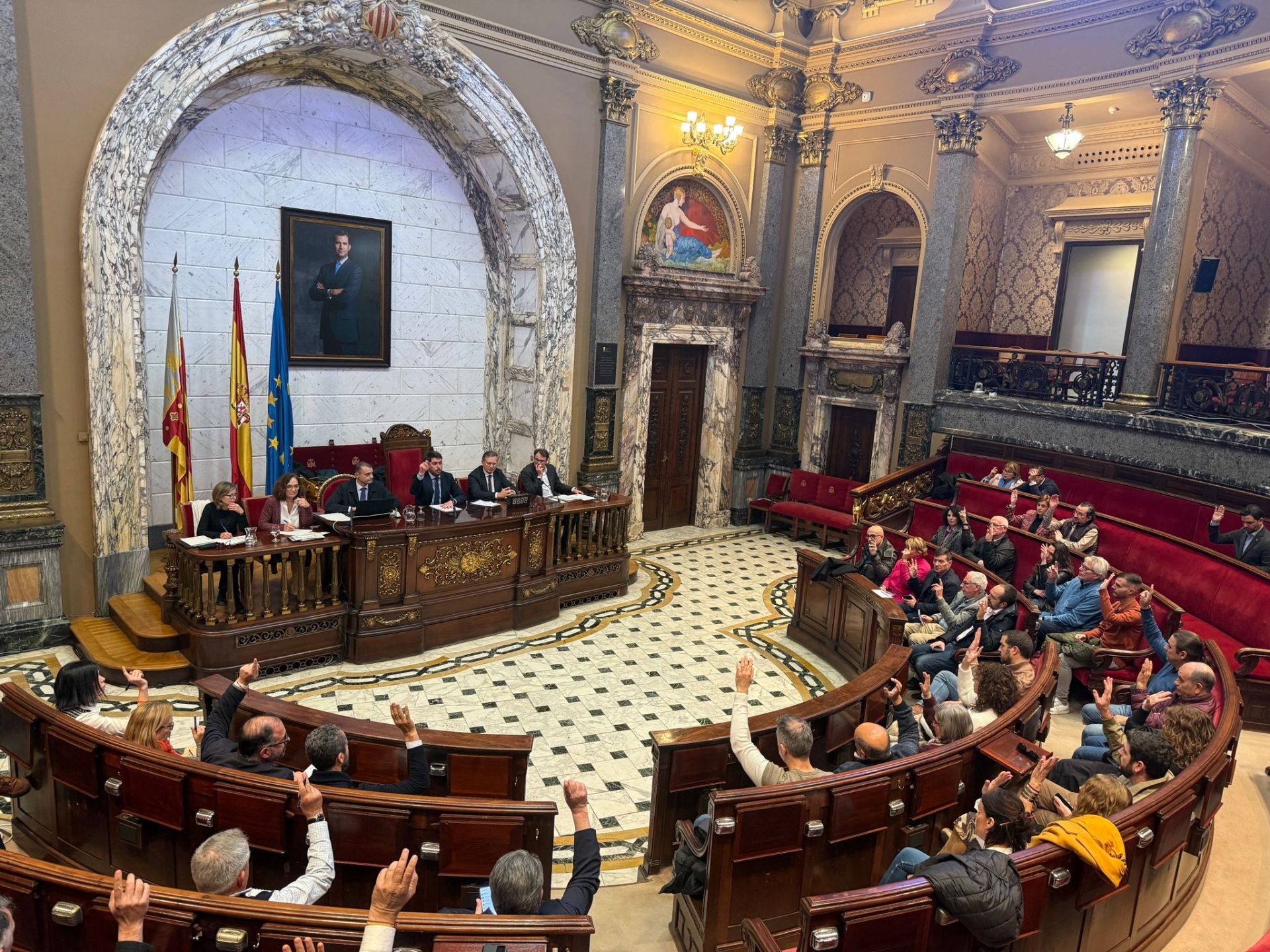 Asamblea de la Emtre este viernes en el Ayuntamiento de Valencia.