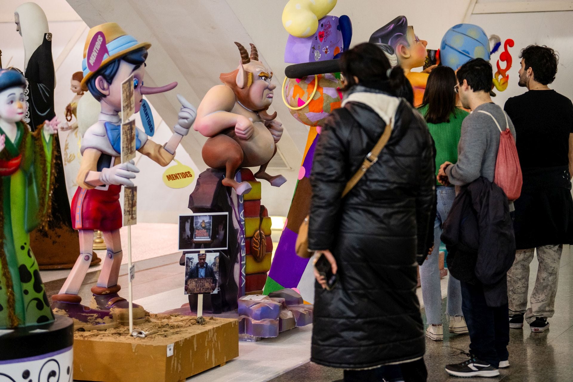 FOTOS | Así es la Exposición del Ninot 2025