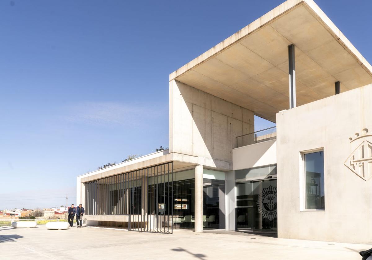 Comisaria de la Policía Local de Alzira.