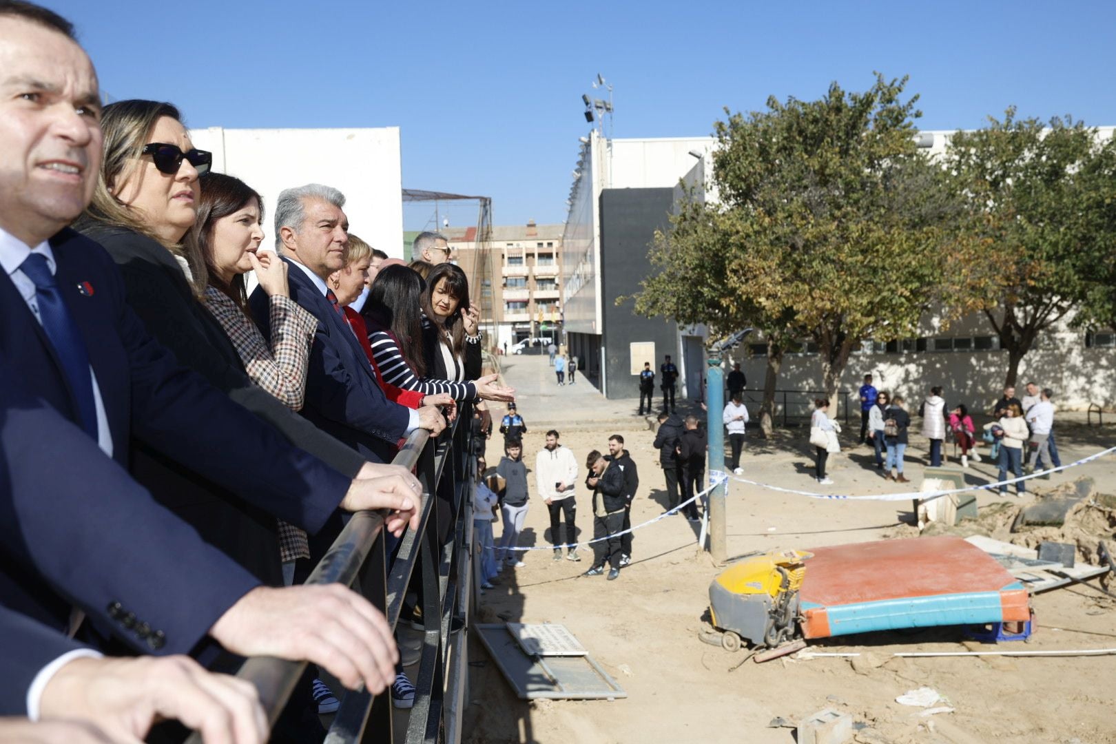 Fotos: Joan Laporta visita la zona cero de la dana en Valencia