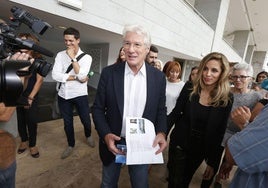 El actor Richard Gere y su mujer Alejandra Silva en el Palau de la Música en septiembre de 2016.