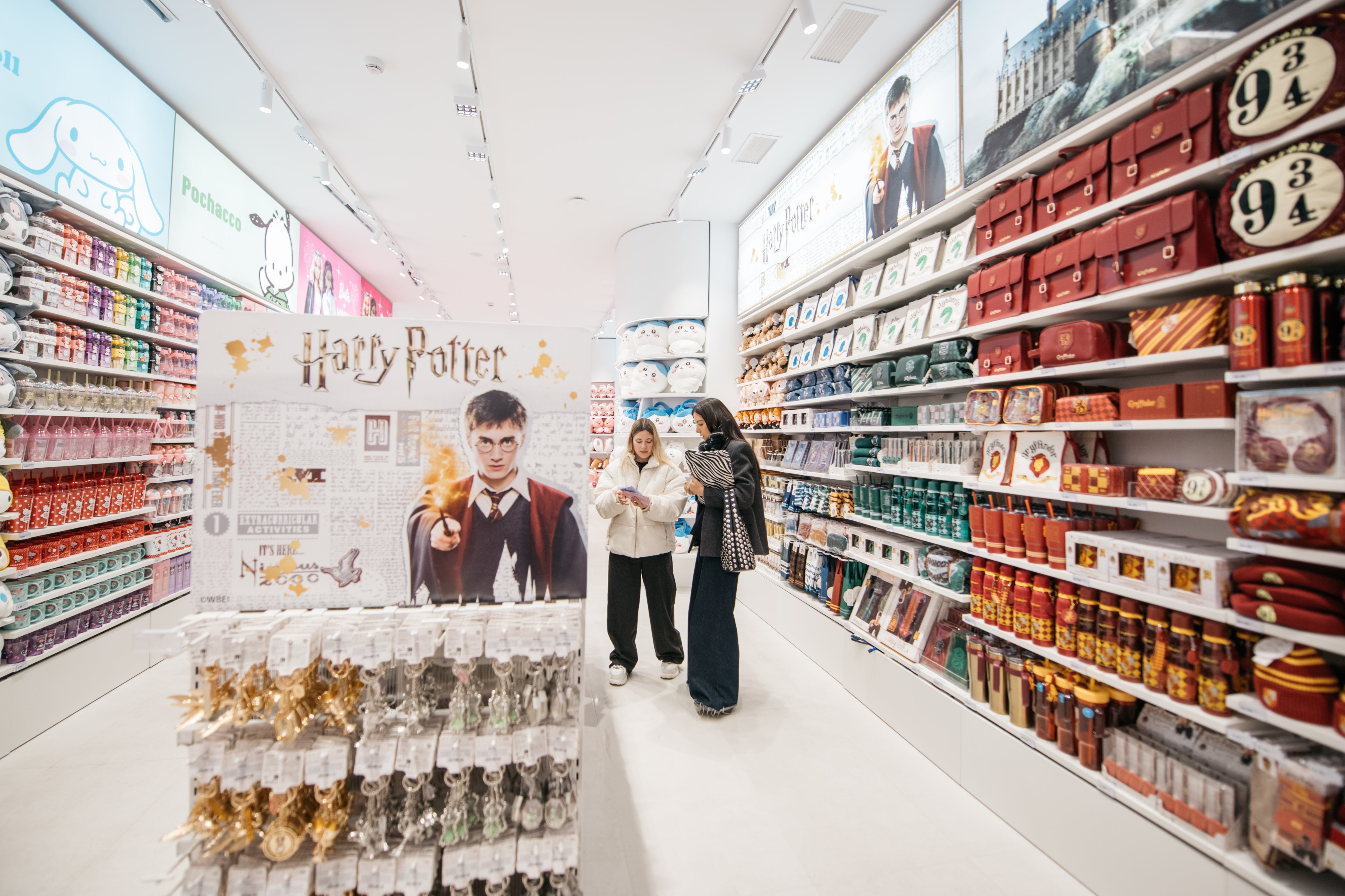 Las tiendas de Miniso cuentan con licencias, como Harry Potter.