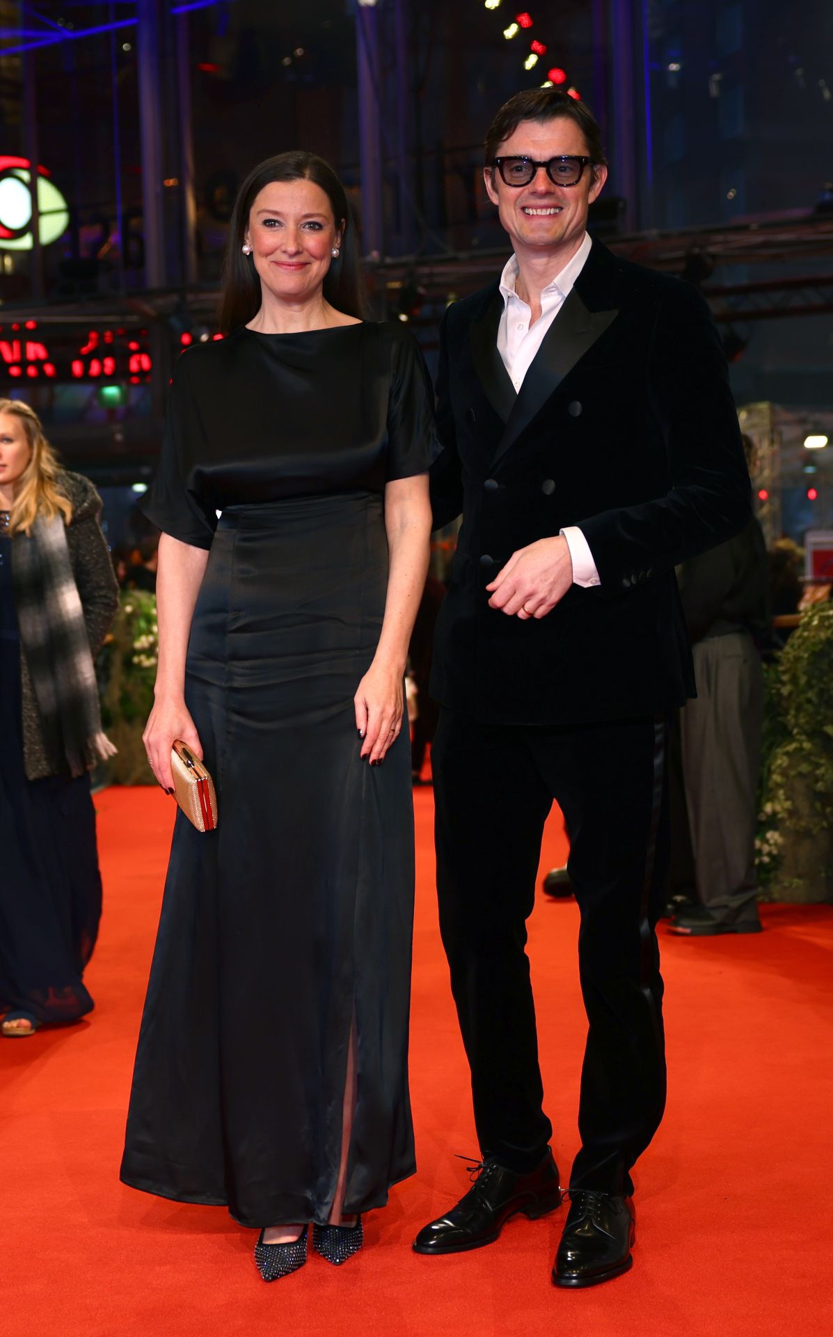 Alexandra Maria y Lara-Sam Riley