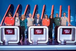 Los Magníficos, junto a Jordi Hurtado, Pilar Vázquez y Elisenda Roca.