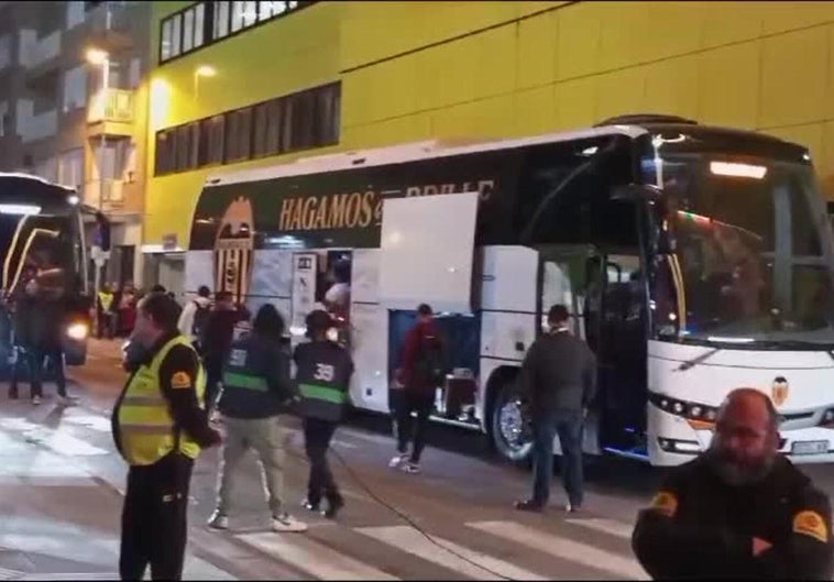 Así ha sido la llegada del Valencia CF al Estadio de la Cerámica