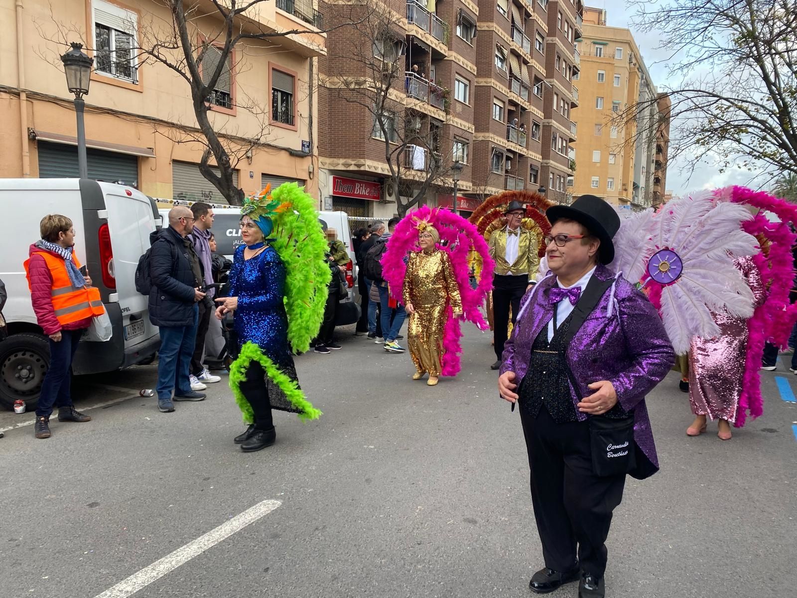 El carnaval revoluciona las calles de Ruzafa