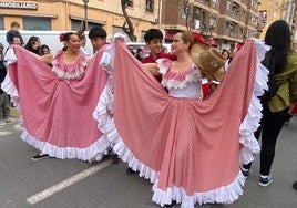 El carnaval revoluciona las calles de Ruzafa