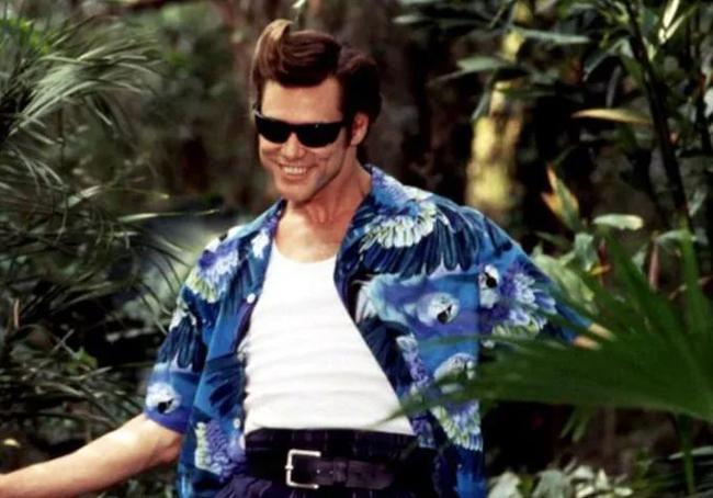 Jim Carrey caracterizado como Ace Ventura.