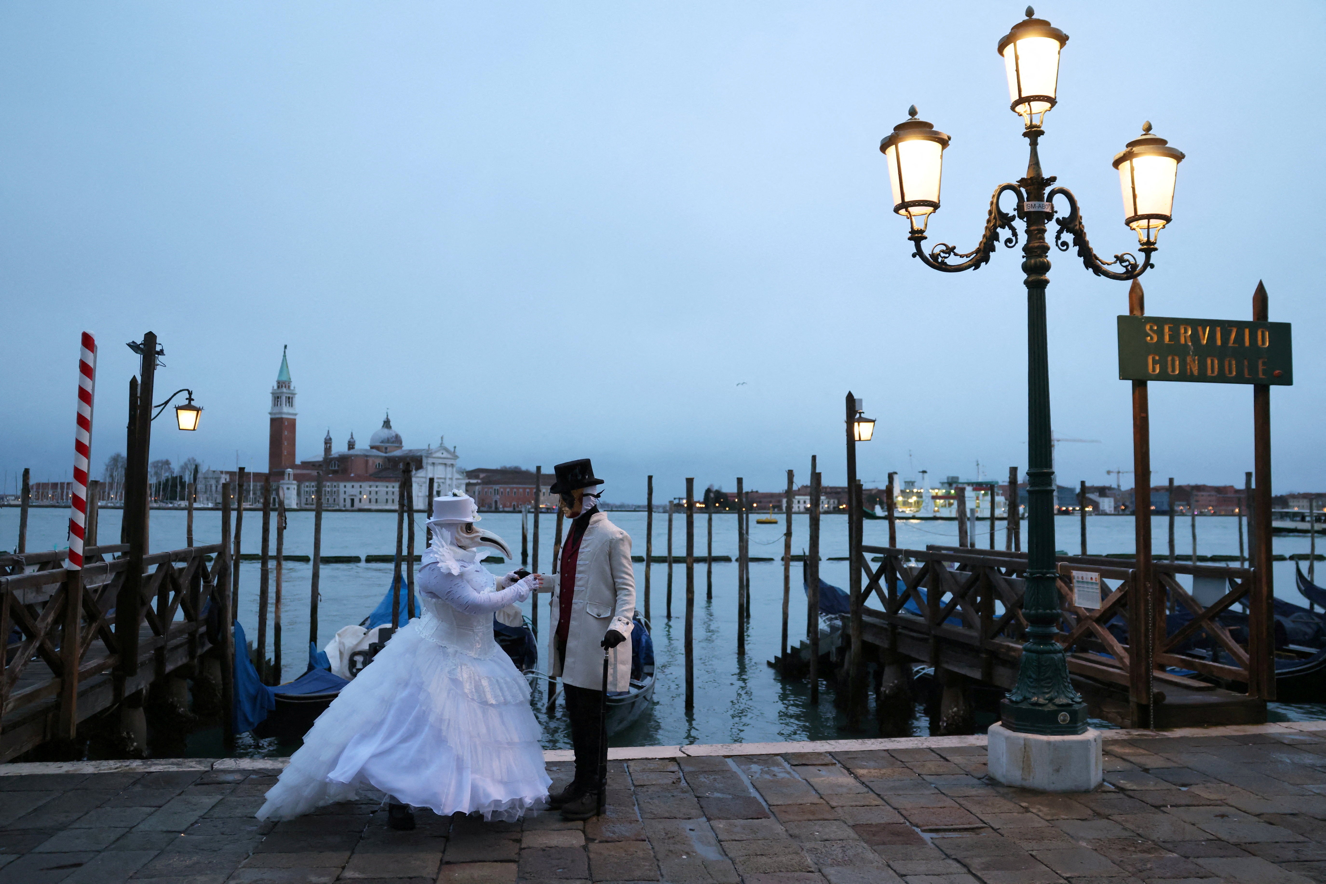 De viaje al fascinante Carnaval de Venecia 2025